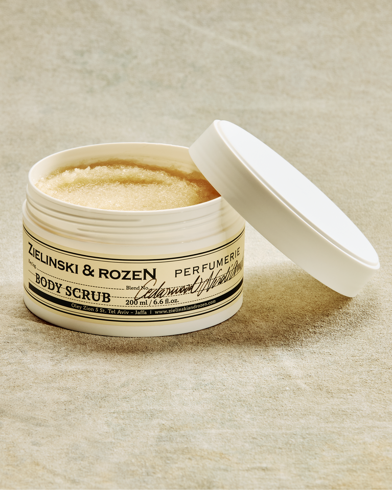 Cedarwood, Neroli, Amber