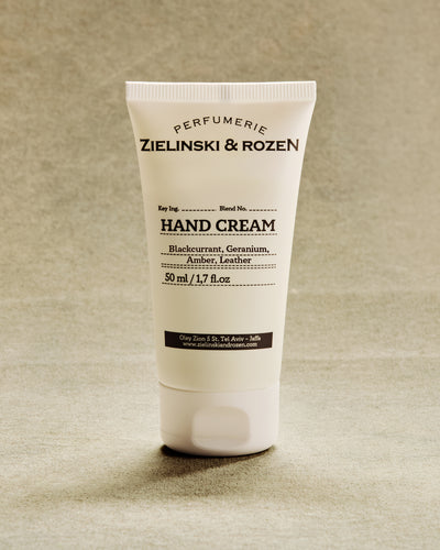 Blackcurrant, Geranium, Amber, Leather