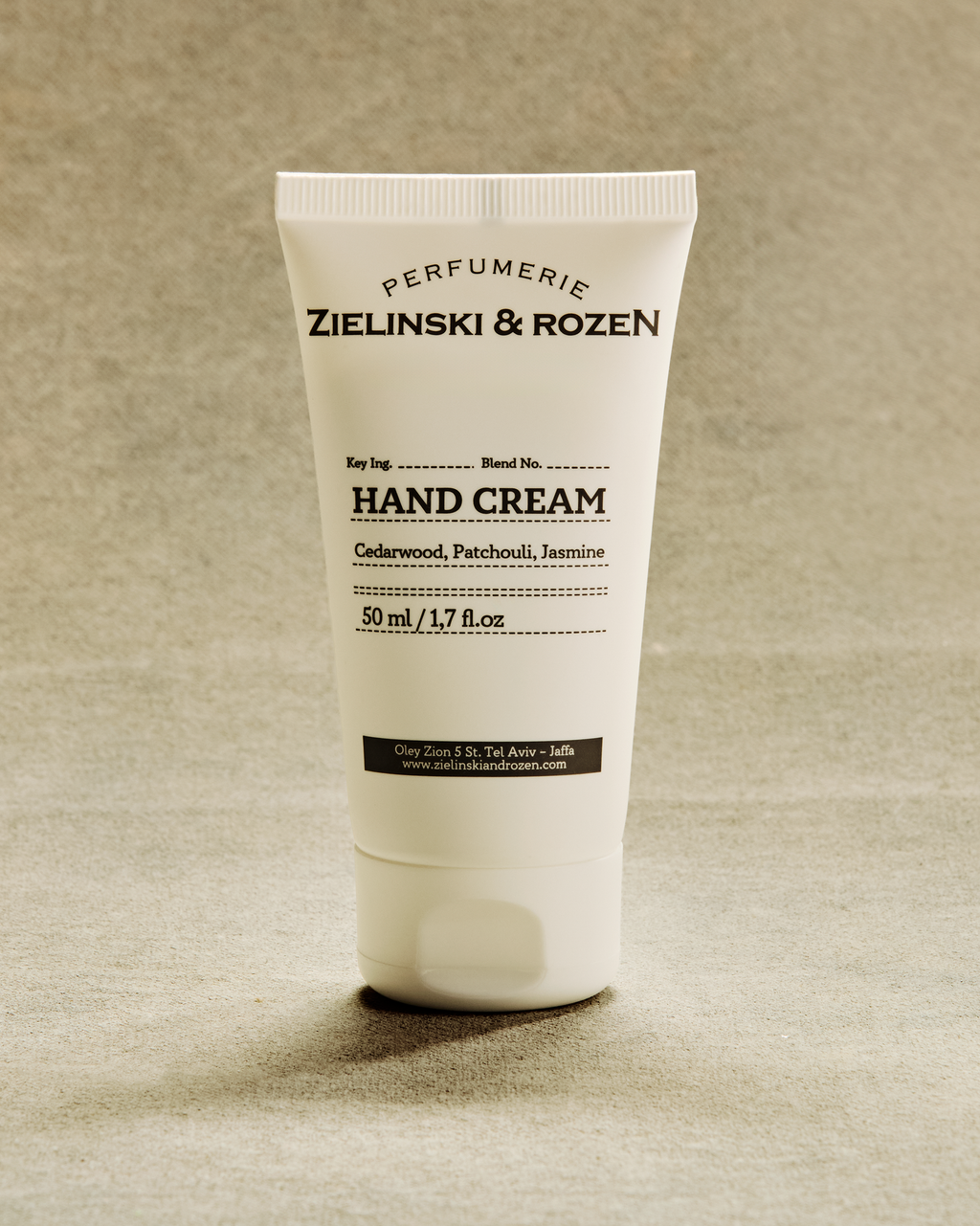 Cedarwood, Patchouli, Jasmine