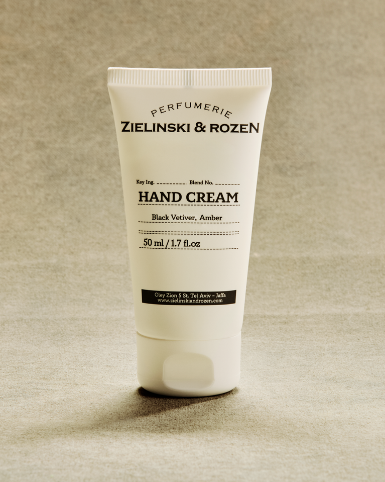 Black Vetiver, Amber