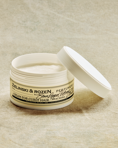 Black Pepper, Vetiver, Neroli, Amber