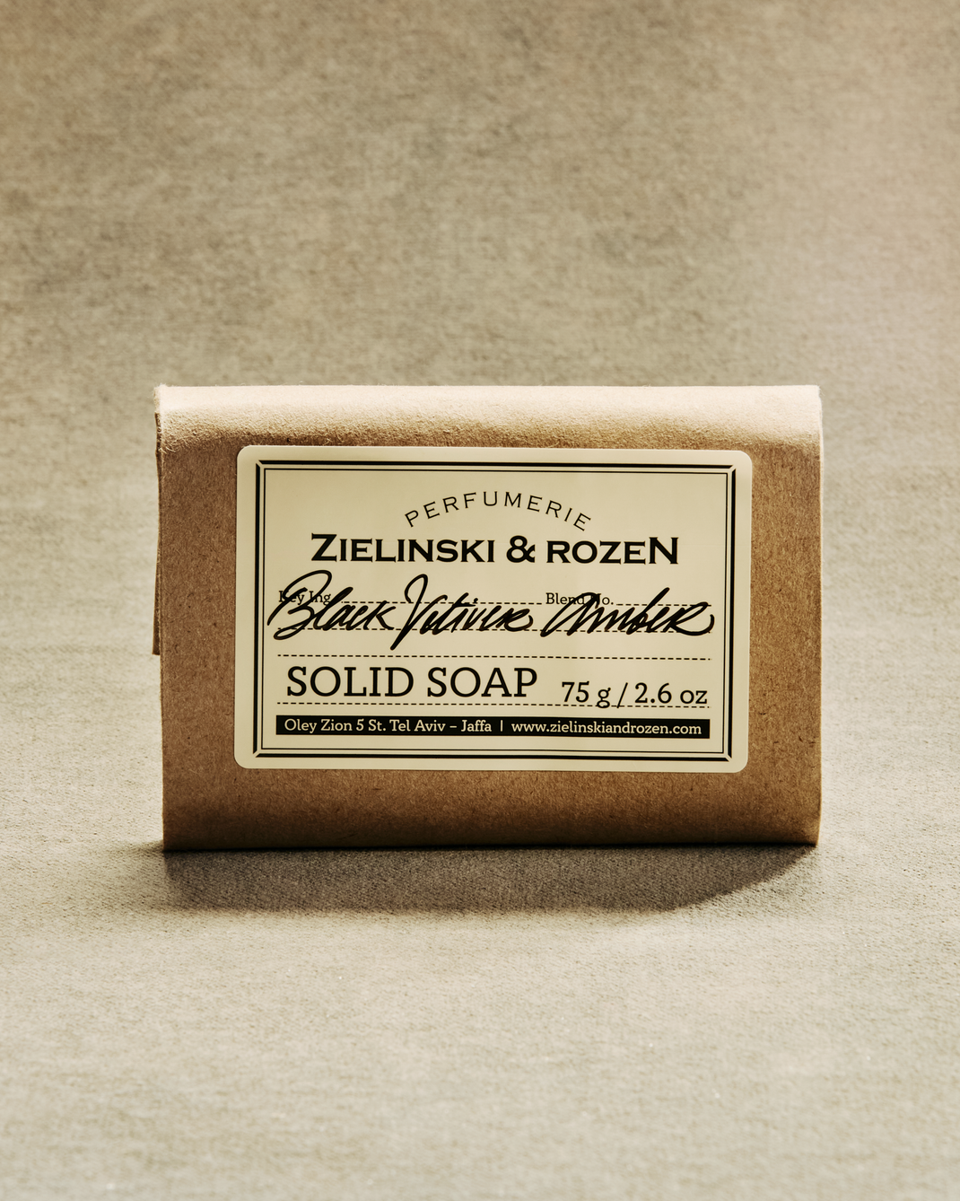 Black Vetiver, Amber